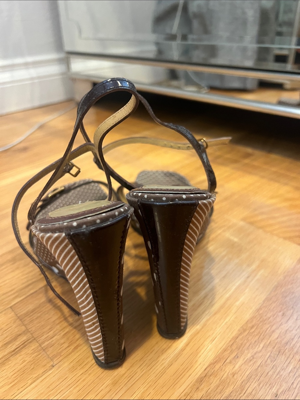 Casadei Brown Patent Leather Polka Dot Wedge Sandals - Picture 3 of 11